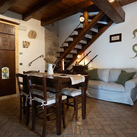 Apartment Jubilee Antica Borghese 20 Minutes From Rome